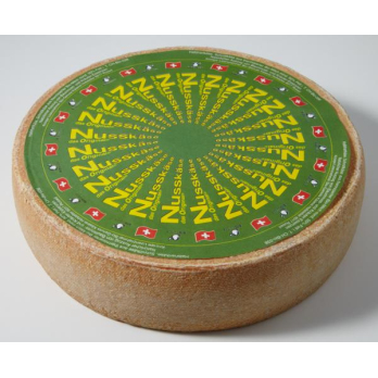 Luzerner Nusskäse
