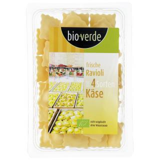 Frische Ravioli mit 4 Sorten Käse
