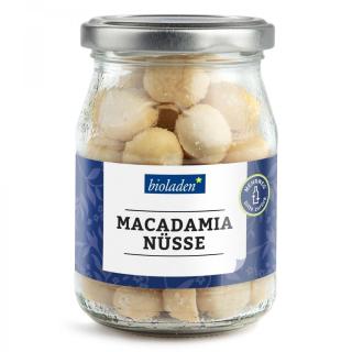 b*Macadamia Nüsse