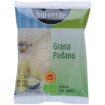 Grana Padano gerieben