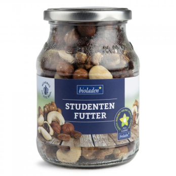 b*Studentenfutter 47%Nüsse % 53% Trockenfrüchte