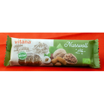 Nussvoll-Schnitte